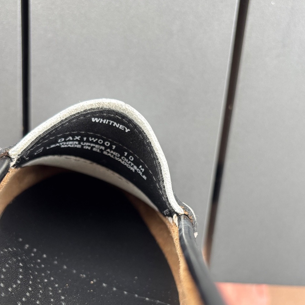 NWOT Bass Women's Black and White Loafers - Picture 3 of 4